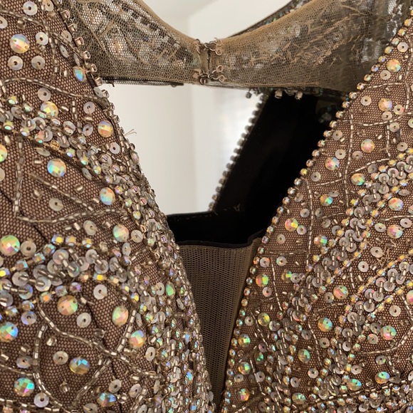 WISP Dress - Picture 4 of 10